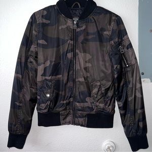 GUESS Camo Print Puffer Bomber Jacket
